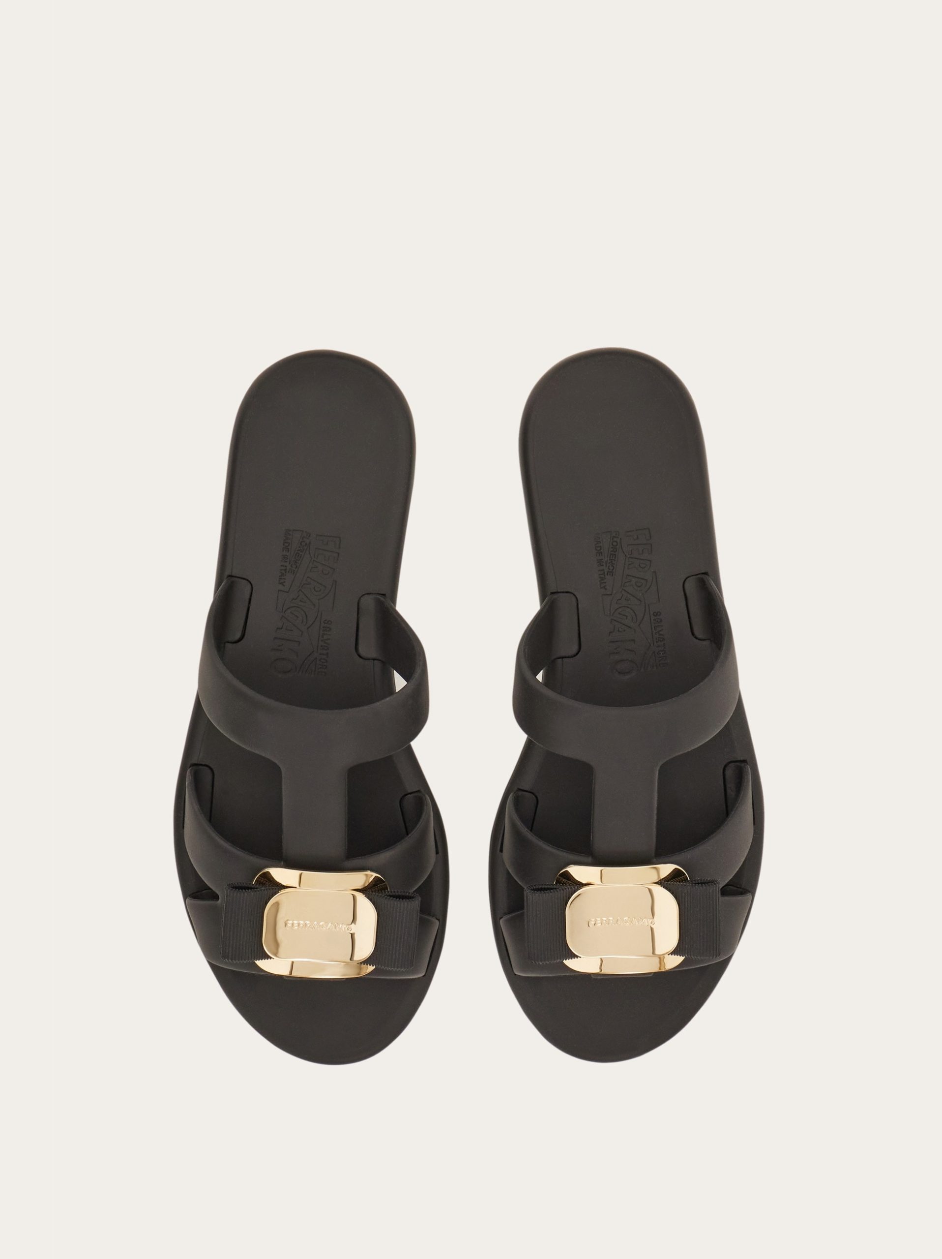 Ferragamo New Vara plate strappy slide - Image 4